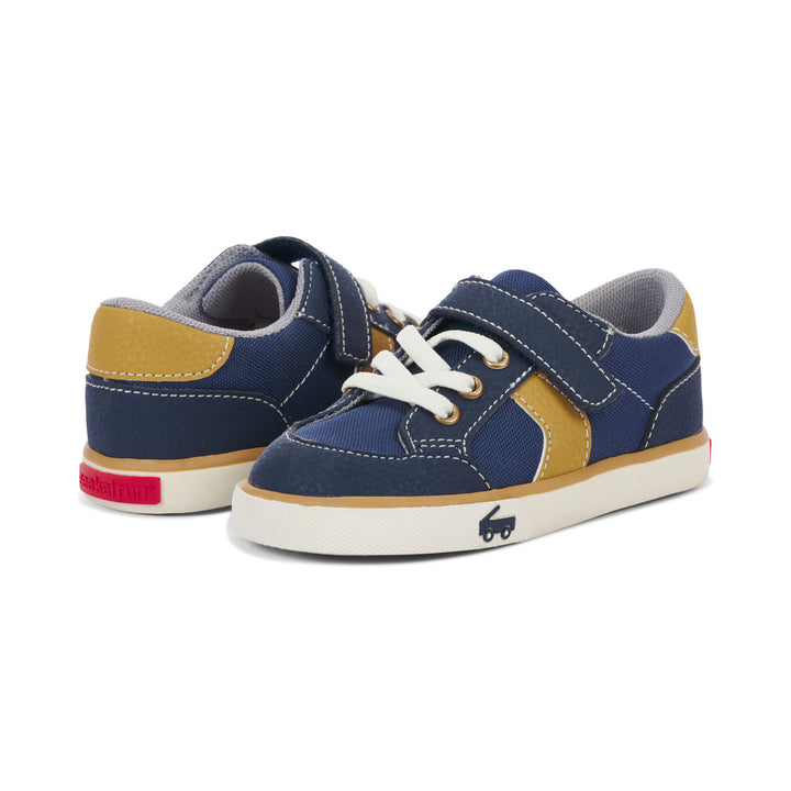 Connor Sneaker, Navy